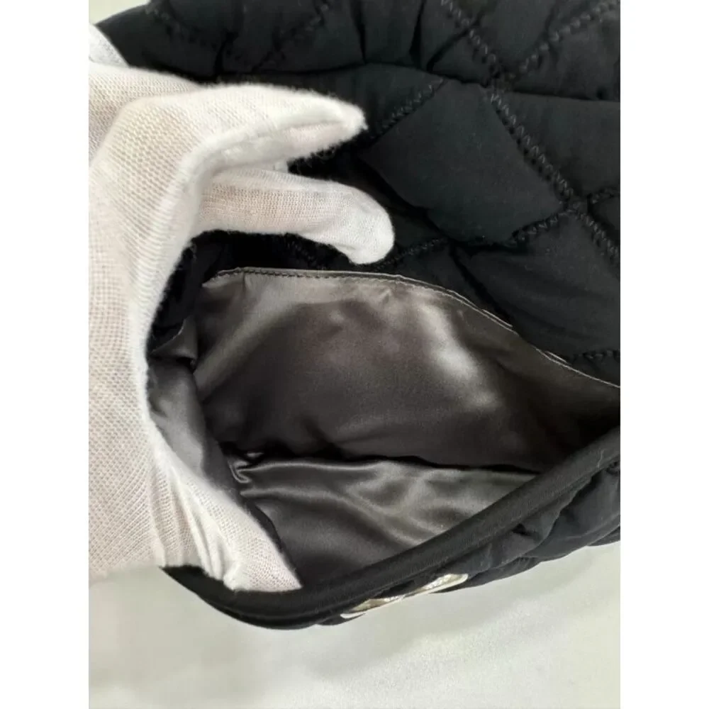 CHANEL brand color